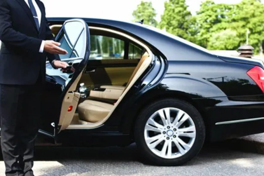 professional car rental and limousine services in Cairo, Luxor, and Aswan.