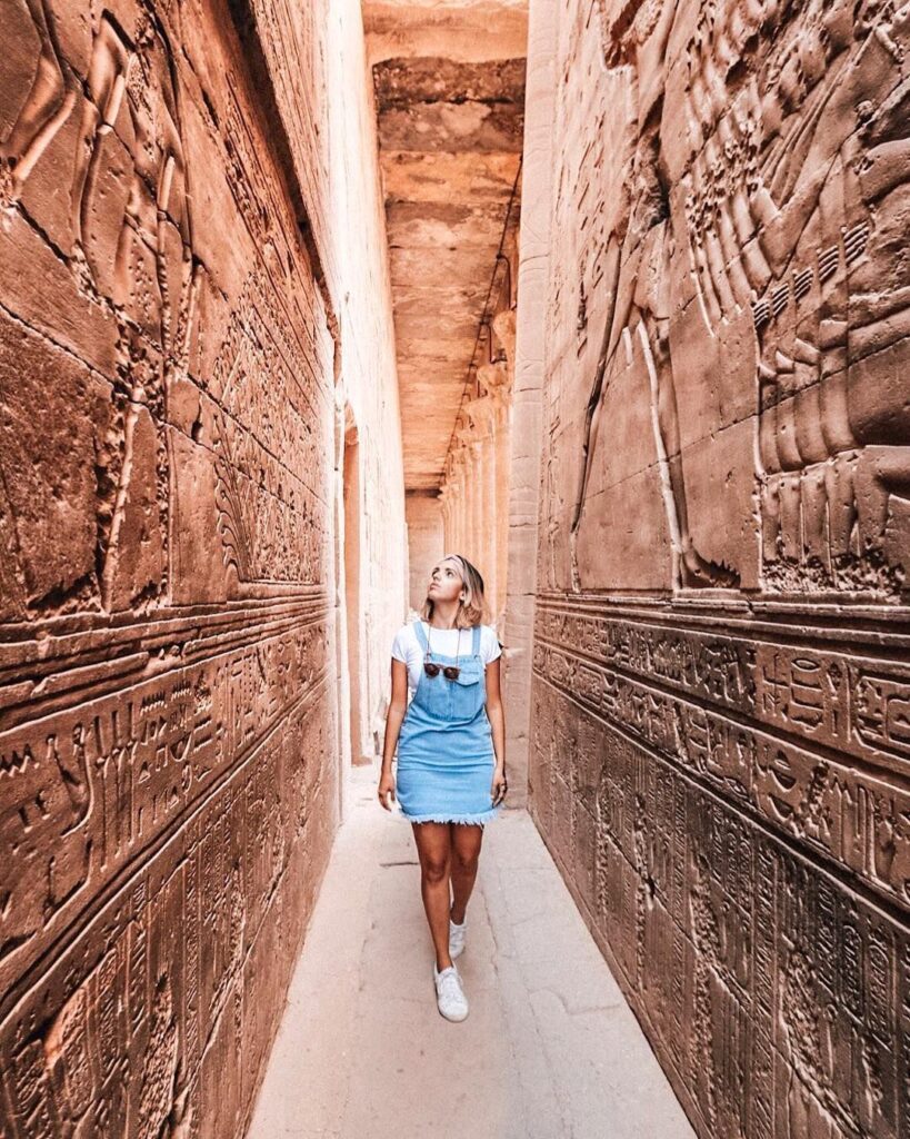 Solo Female Travel Egypt Travel Safety Cultural Sensitivity Accommodation Tips Transportation in Egypt Communication Abroad Egyptian Cuisine Historical Sites Health and Wellness Empowerment through Travel