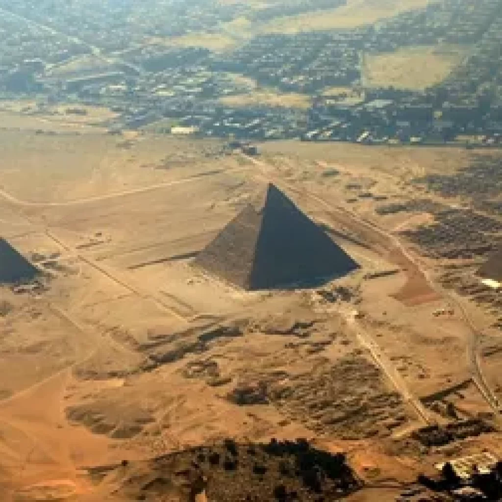 Giza Pyramid Complex,
Cairo, Egypt,
Great Pyramid of Khufu,
Smaller Pyramids,
4,500 Years,
Histories,
Structures,
Exploration,
Preservation