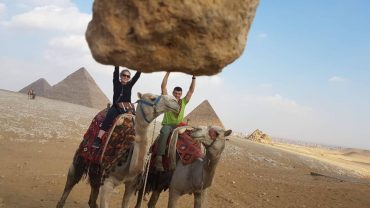 Egypt tour, ancient wonders, Nile River, pyramids, Luxor, Karnak, Cairo, Red Sea resorts, Siwa Oasis, Nubian heritage, Egyptian cuisine, travel experience.