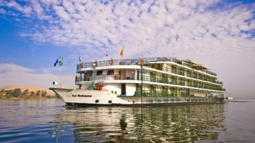 Nile River tour, Ancient Egypt exploration, Nile River cruise, Historical landmarks of Egypt, Cultural immersion in Egypt