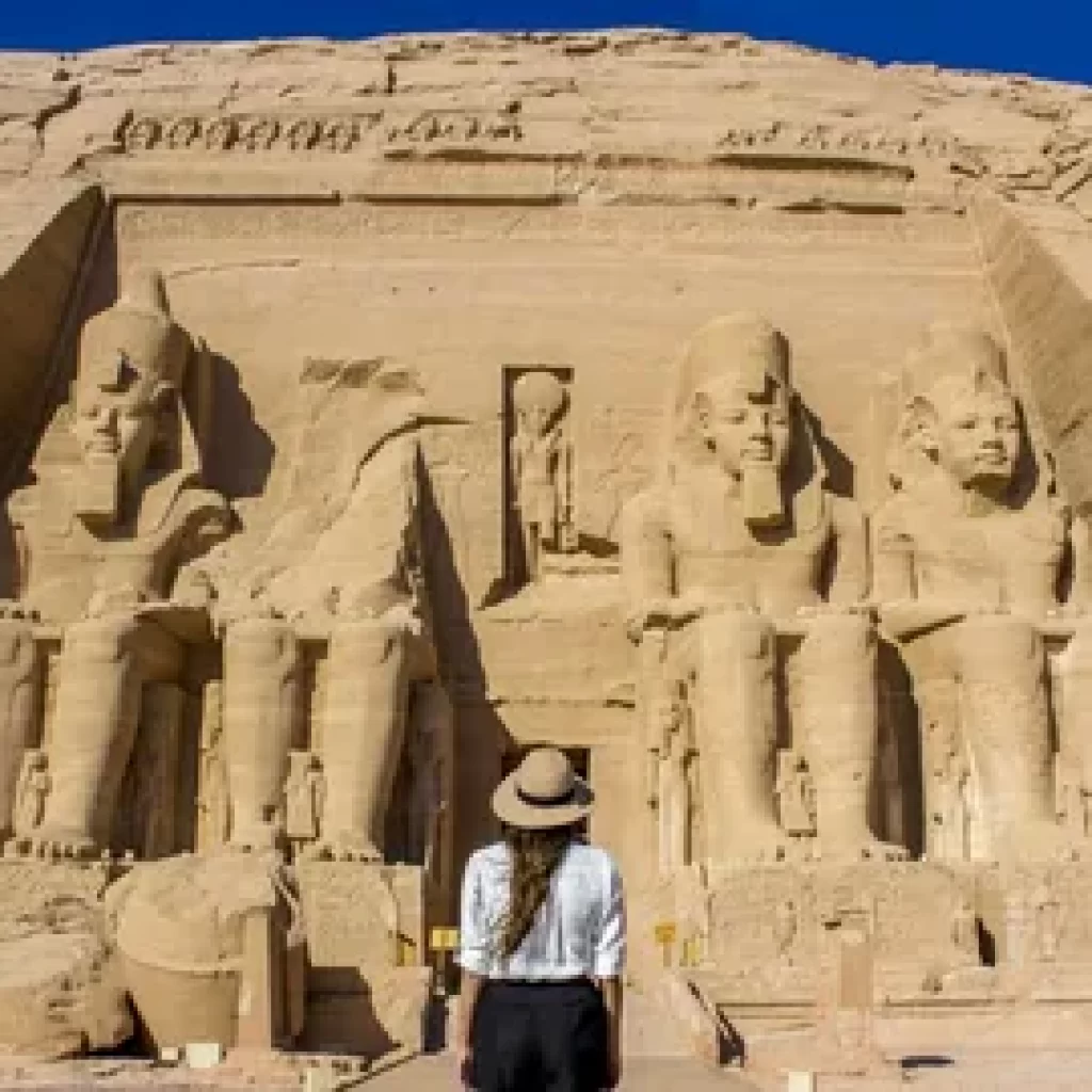 Book tour Egypt Bewertung,
Hieroglyphs,
Felucca,
Koshary,
Sphinx,
Luxor Temple