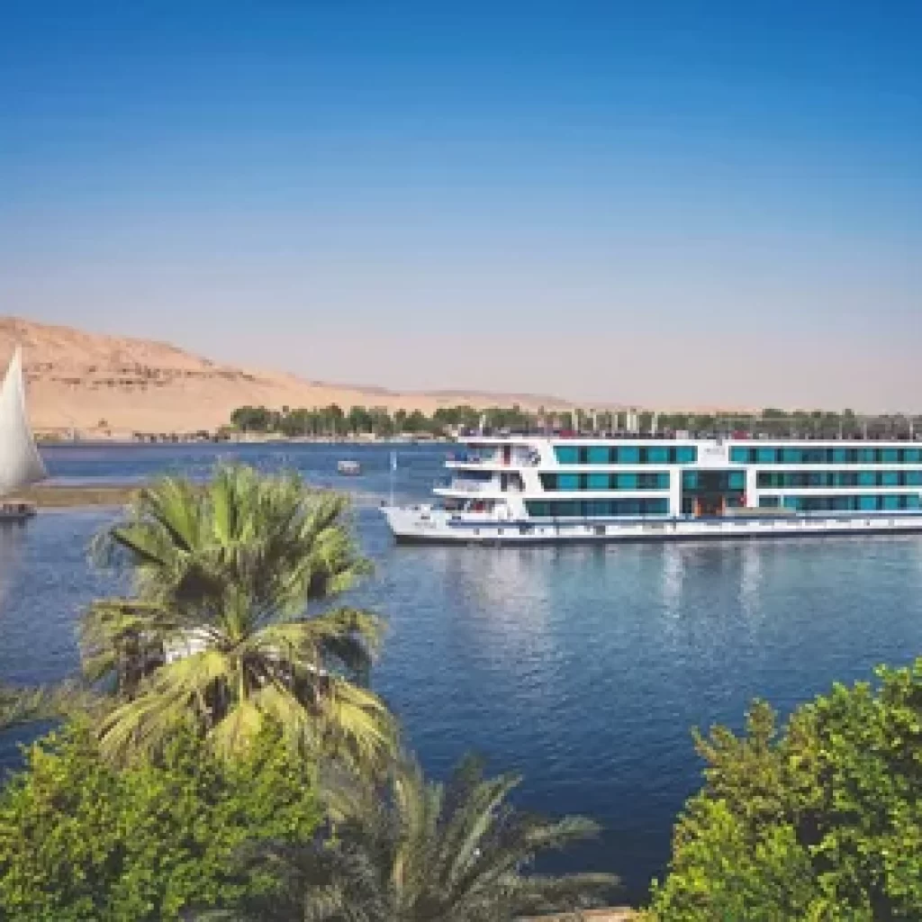Nile cruise, Nile cruise experience, Budget-friendly Nile cruise, Luxury Nile cruise, Egypt's ancient wonders, Historical sites along the Nile, Cabin options on Nile cruises, Shore excursions in Egypt