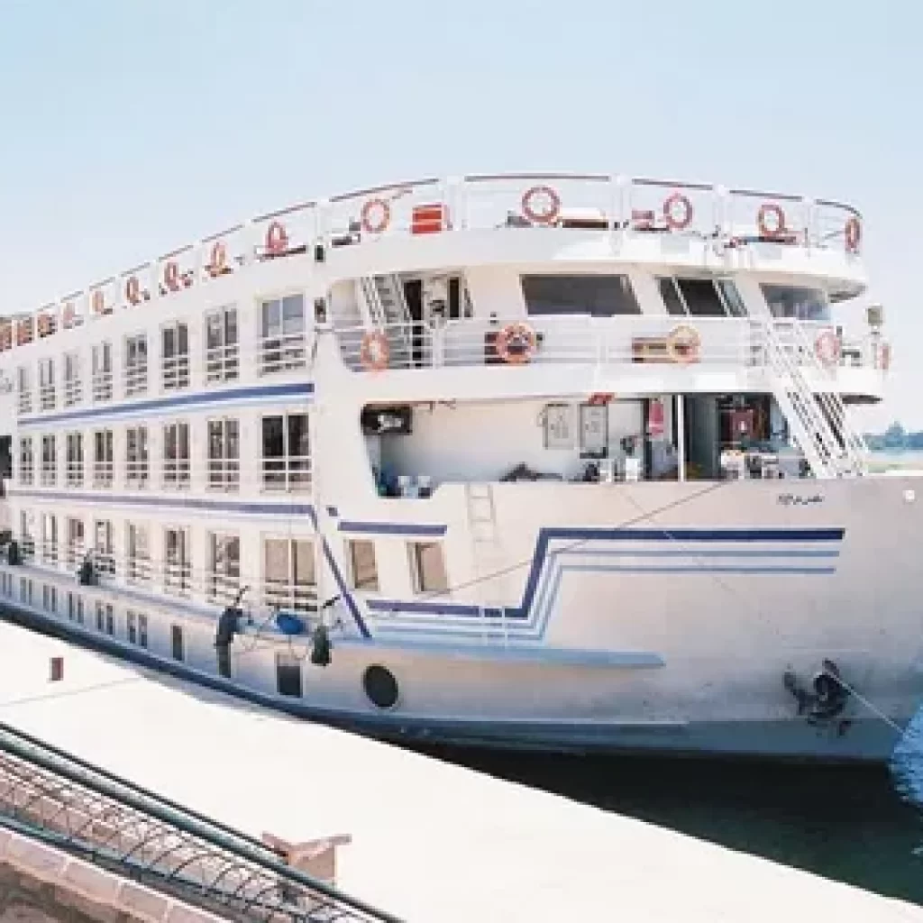 Nile cruise, Nile cruise experience,
Budget-friendly Nile cruise,
Luxury Nile cruise,
Egypt's ancient wonders,
Historical sites along the Nile,
Cabin options on Nile cruises,
Shore excursions in Egypt
