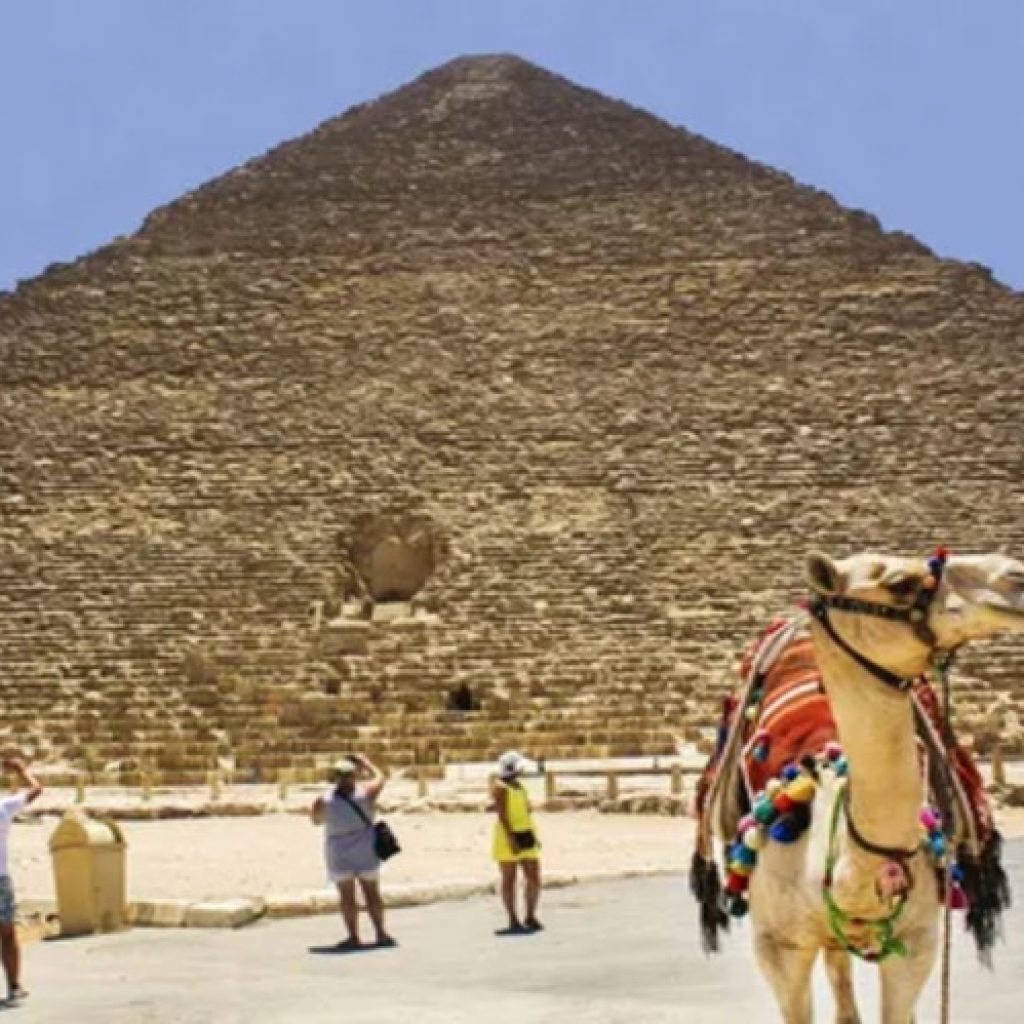Best Itinerary for Egypt, Egypt travel itinerary, Best places to visit in Egypt, Egyptian landmarks and attractions, Exploring Ancient Egypt, Nile River cruise, Red Sea diving experience, Cultural experiences in Egypt