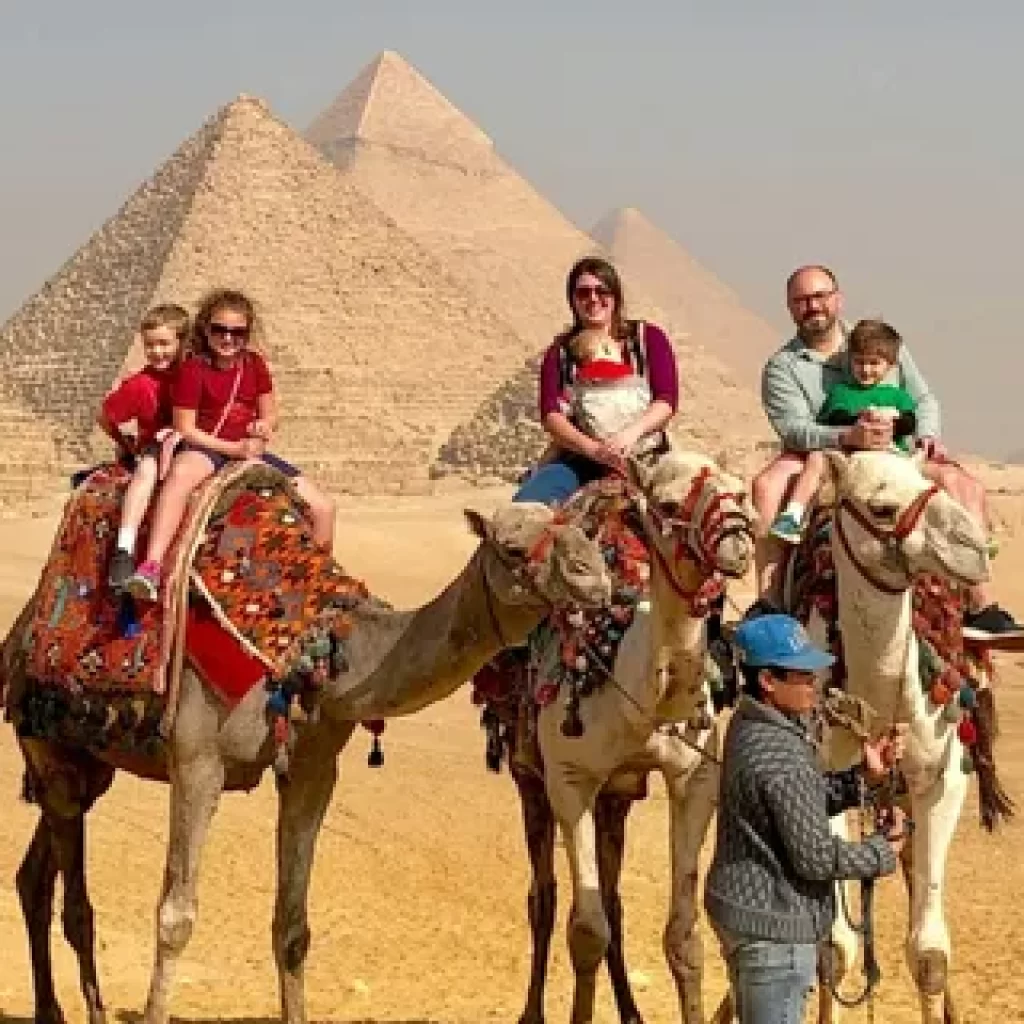 Abercrombie & Kent Egypt,
Luxury travel,
Cultural immersion,
Ancient wonders,
Expert guides,
Sustainable tourism,
Personalized service,
Immersive experiences,
Responsible travel,
Iconic destinations.