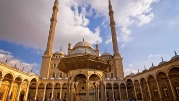 Things to do in Cairo, Cairo attractions, Cairo sightseeing, Cairo tourism, Cairo landmarks, Cairo experiences Positive Keywords: Exciting, Enchanting, Fascinating, Captivating, Unforgettable, Delightful, Thrilling, Rich, Immersive, Majestic
