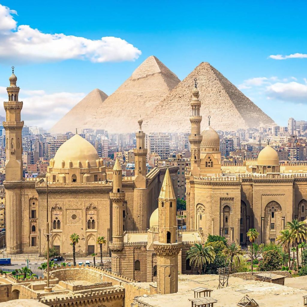 El Cairo City, Ancient Landmarks, Nile Cruises, Egyptian Heritage, Historic Districts, Cultural Festivals, Pharaohs' Legacy, Islamic Architecture, Local Souks, Cairo Skyline, Nile Corniche