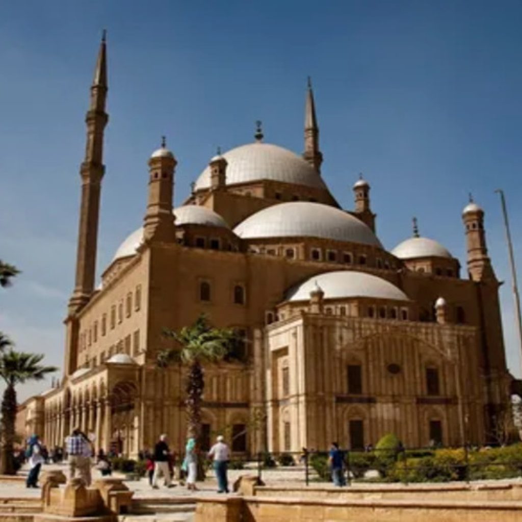 Trip Cairo, Cairo Exploration, Egyptian Heritage, Giza Wonders, Nile Cruise Cairo, Cairo Museums, Cairo Market Tour, Cairo Historic Sites, Coptic Cairo Tour, Cairo Citadel