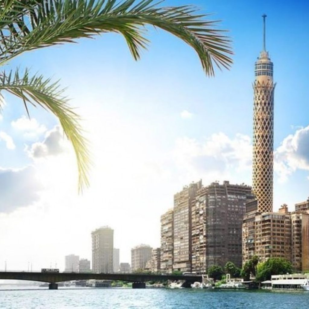 Cairo tower,
Egyptian architectural icon,
Lotus-inspired design,
Nile River views,
Cairo skyline,
Modern Cairo landmarks,
Cairo Tower history,
Panoramic dining Cairo,
Cairo observation deck,
Revolving restaurant Cairo,
Iconic Cairo monument
